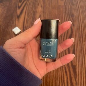 CHANEL UNUSED NAIL POLISH